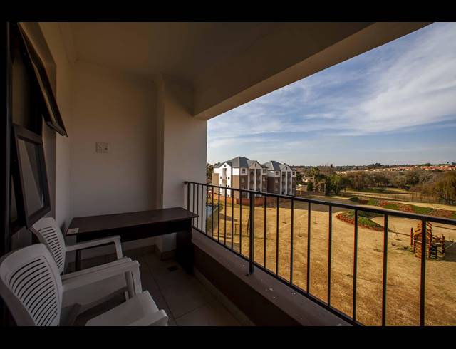 1 BEDROOM APARTMENT TO LET IN WILGEHEUWEL